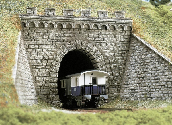 Busch 7022 Tunnelportal