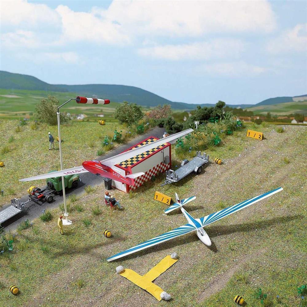 Busch 1155 Segelflugzeug mit Anh?nger