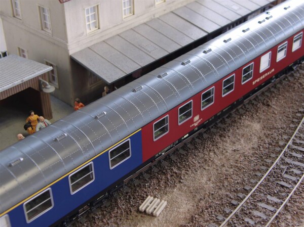 Piko 59625 Schnellzug-Halbspeisewagen DB