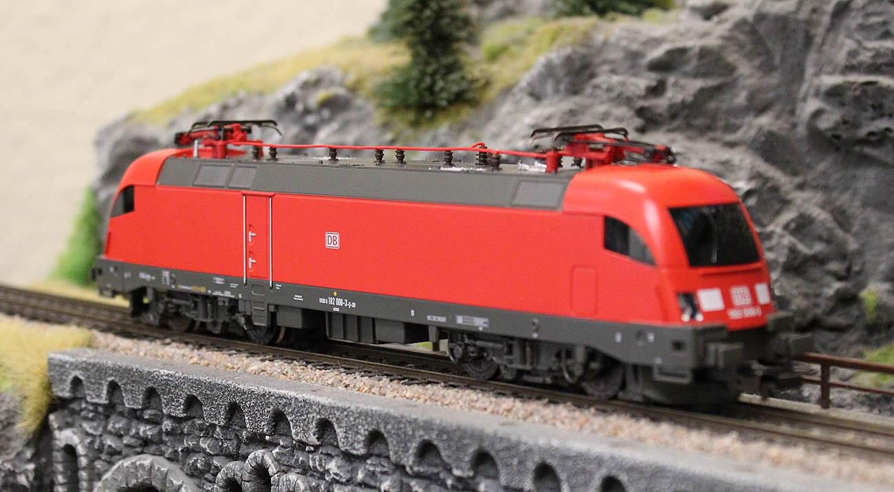 Piko 57916 Elektrolokomotive Taurus DB AG