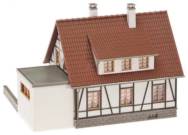 Faller 130215 Fachwerkhaus mit Garage