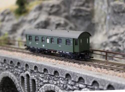 Busch 34103 Personenwagen Langenschwalbacher DR