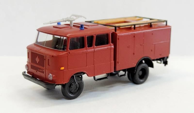 Hädl 127023 IFA W50LA TLF16 Tanklöschfahrzeug.