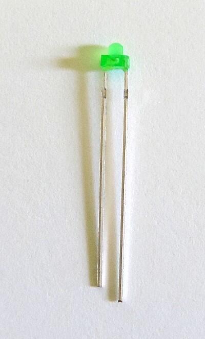 LED bedrahtet Grün Gewölbt 1.9 mm 1.6 mcd 20 ° 20 mA 2 V