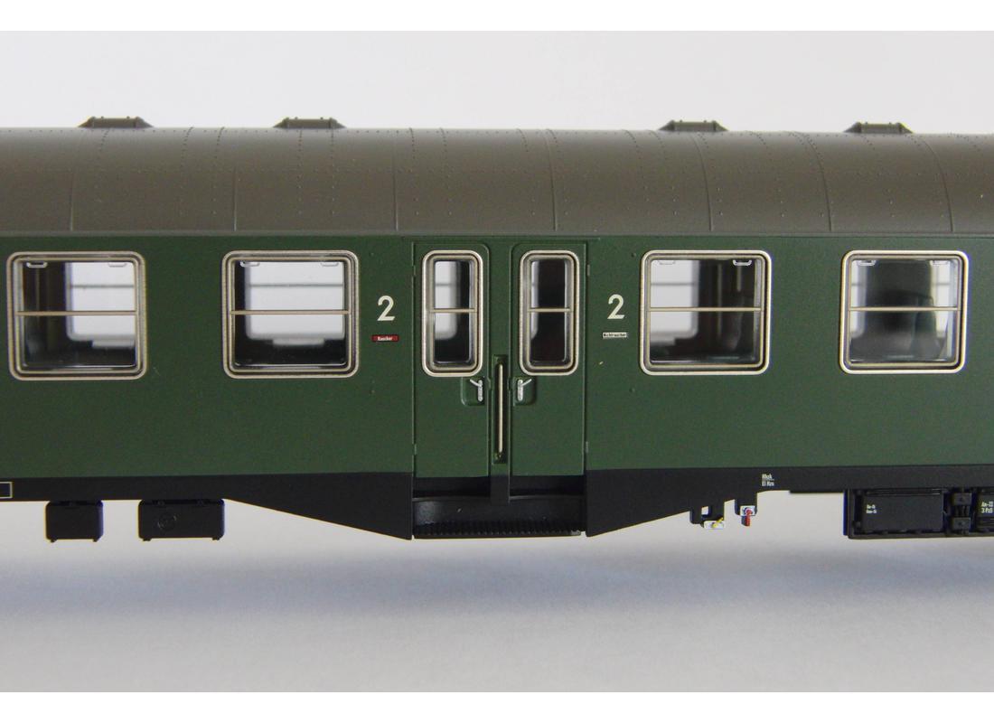 Piko 59680 Mitteleinstiegswagen 2.Klasse Bym DB