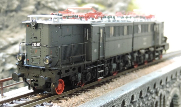 Brawa 43159 Elektrolokomotive BR E95 der DRG