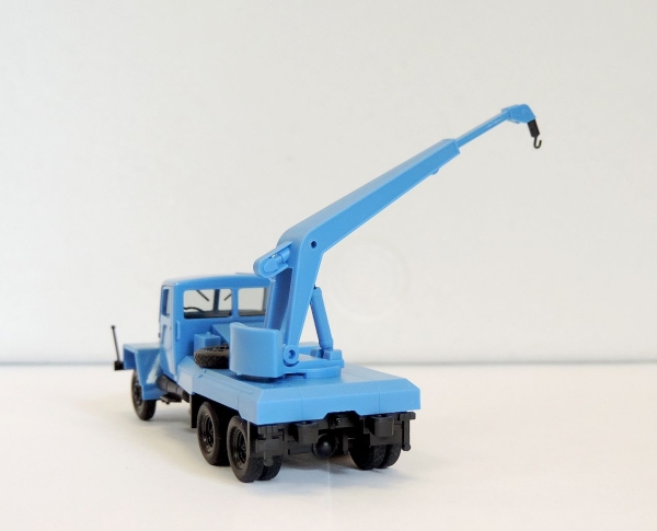 Herpa 308106 IFA G5 Kranfahrzeug blau