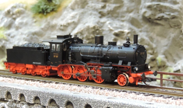 Beckmann 1018500 Schlepptenderlokomotive BR 37 0-1 (pr.P6)