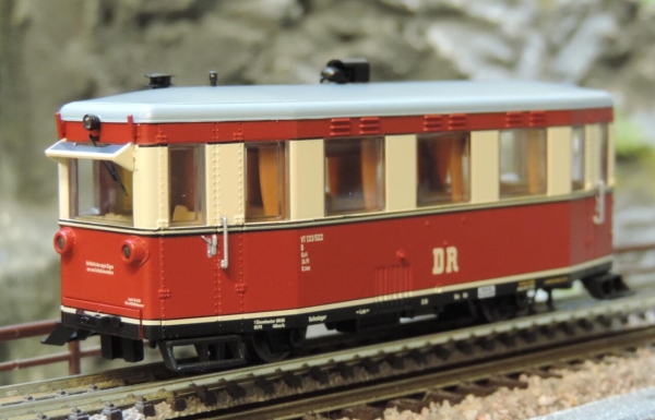 Tillig 02950 Triebwagen VT 133 522 der DR