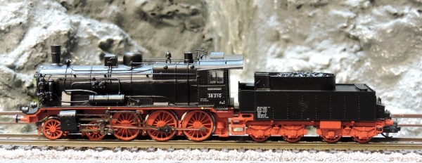 Beckmann 1018308 Schlepptenderlokomotive BR 38 210 DR