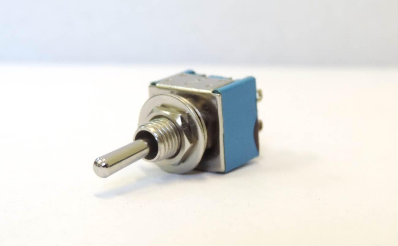 ETT 1323002 Miniatur Kippschalter 6-polig - Modellbahn-Voigt, 0,99