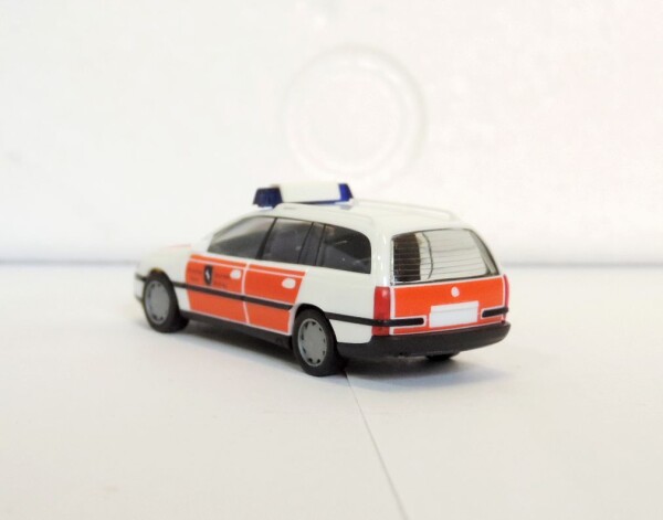 Herpa 042895 Opel Omega Caravan - Freiwillige Feuerwehr