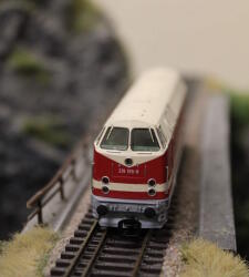 Piko 47346-2 Diesellok BR 219 DR - Spitzenlicht unten