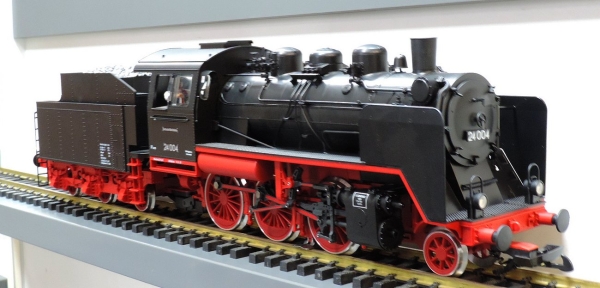 Piko 37222 Schlepptenderlokomotive BR 24 DR mit Wagner Windleitblechen