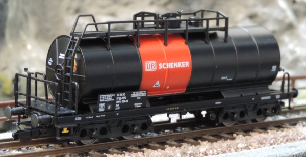 Tillig 17433 Kesselwagen Zaes der DB Schenker Rail Spedkol (PL)