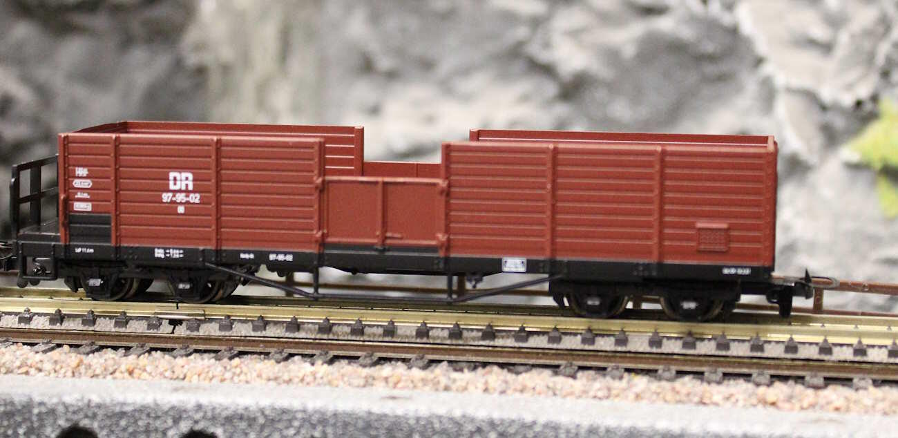 Tillig 05924 Güterwagenset der DR, bestehend aus zwei offenen Güterwagen OO