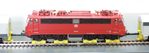 Tillig 70043 Set der RailAdventure GmbH, bestehend aus zwei Packwagen Dmz und Loco-Buggy-Set, Ep. VI