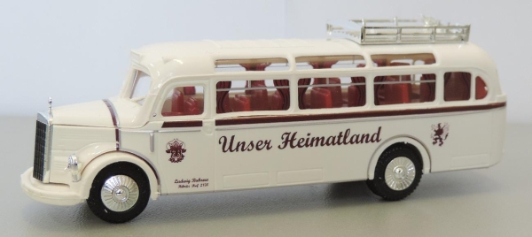 Busch 41010 Mercedes O-3500 »Unser Heimatland«