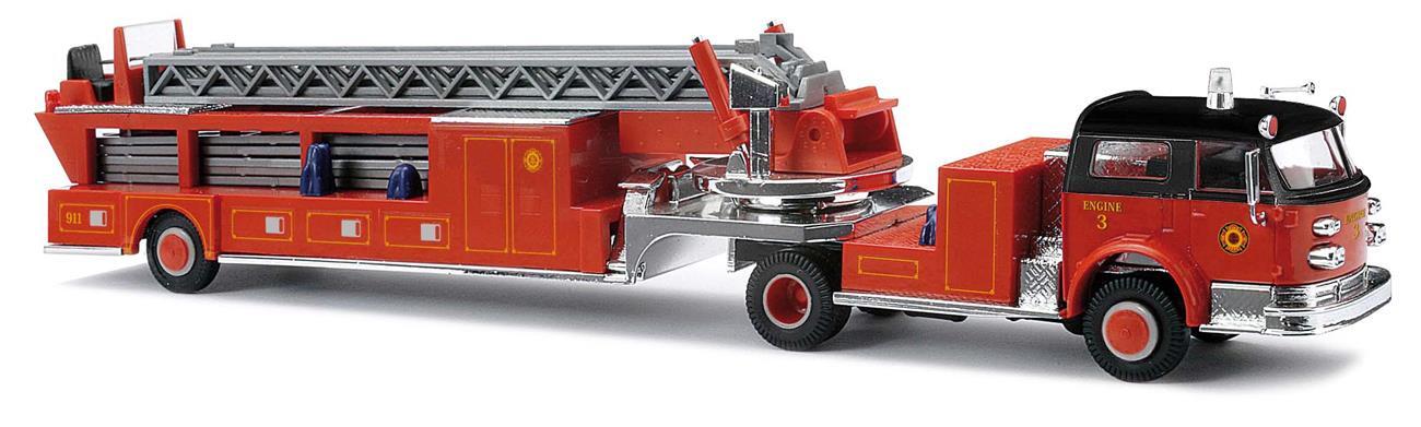 Busch 46019 LaFrance Leitertrailer Firede