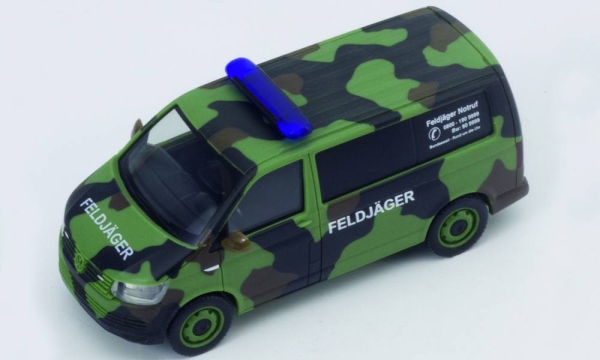 Herpa 700719 VW T6 Bus, Feldjäger Flecktarn