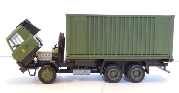 IGRA MODEL 66817017 Tatra 815 Container NVA