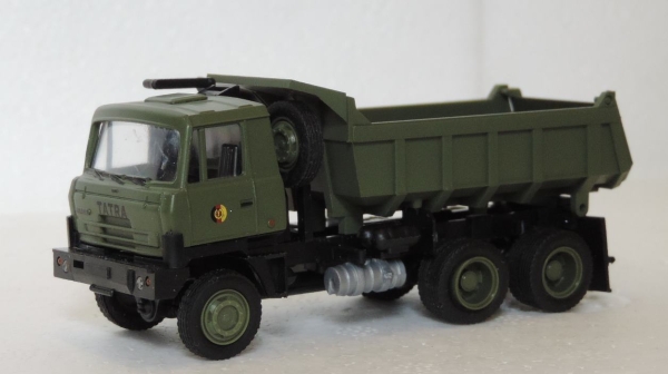 IGRA MODEL 66817019Tatra 815 NVA Dreiseitenkipper