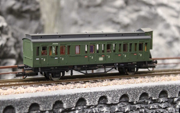 Tillig 13050 Reisezugwagen 2. Klasse, Bauart C pr-21, der DB, Ep. III -FORMVARIANTE-