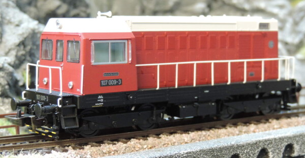 Piko 52422 Diesellokomotive BR 107 DR - Digital mit Sound