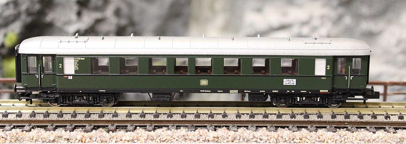 Fleischmann 867507 Eilzugwagen 2.Klasse DB & Zugschlussbeleuchtung