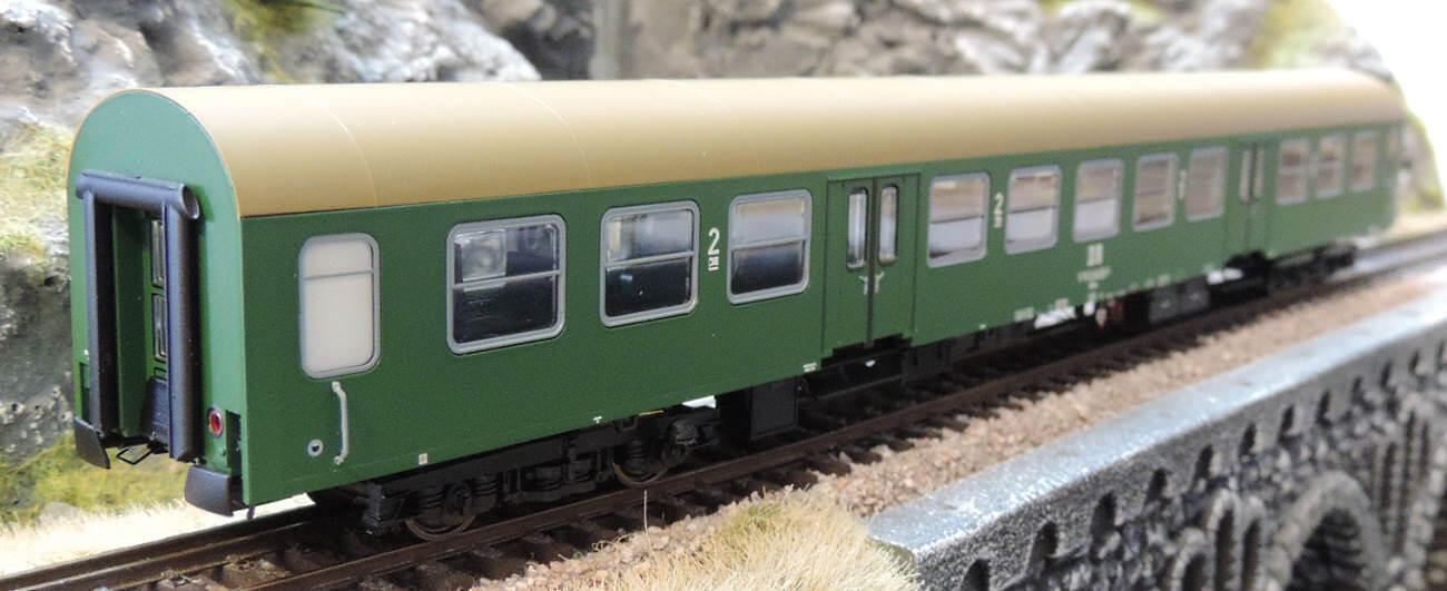 Brawa 46043  Personenwagen Bmhe DR, IV