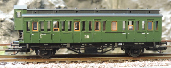 Tillig 13153 Reisezugwagen 2. Klasse der DR, Epoche III