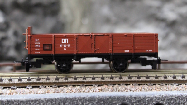 Tillig 05937 Offener Güterwagen Ow der DR, beladen mit Aluminium-Masseln, Epoche III