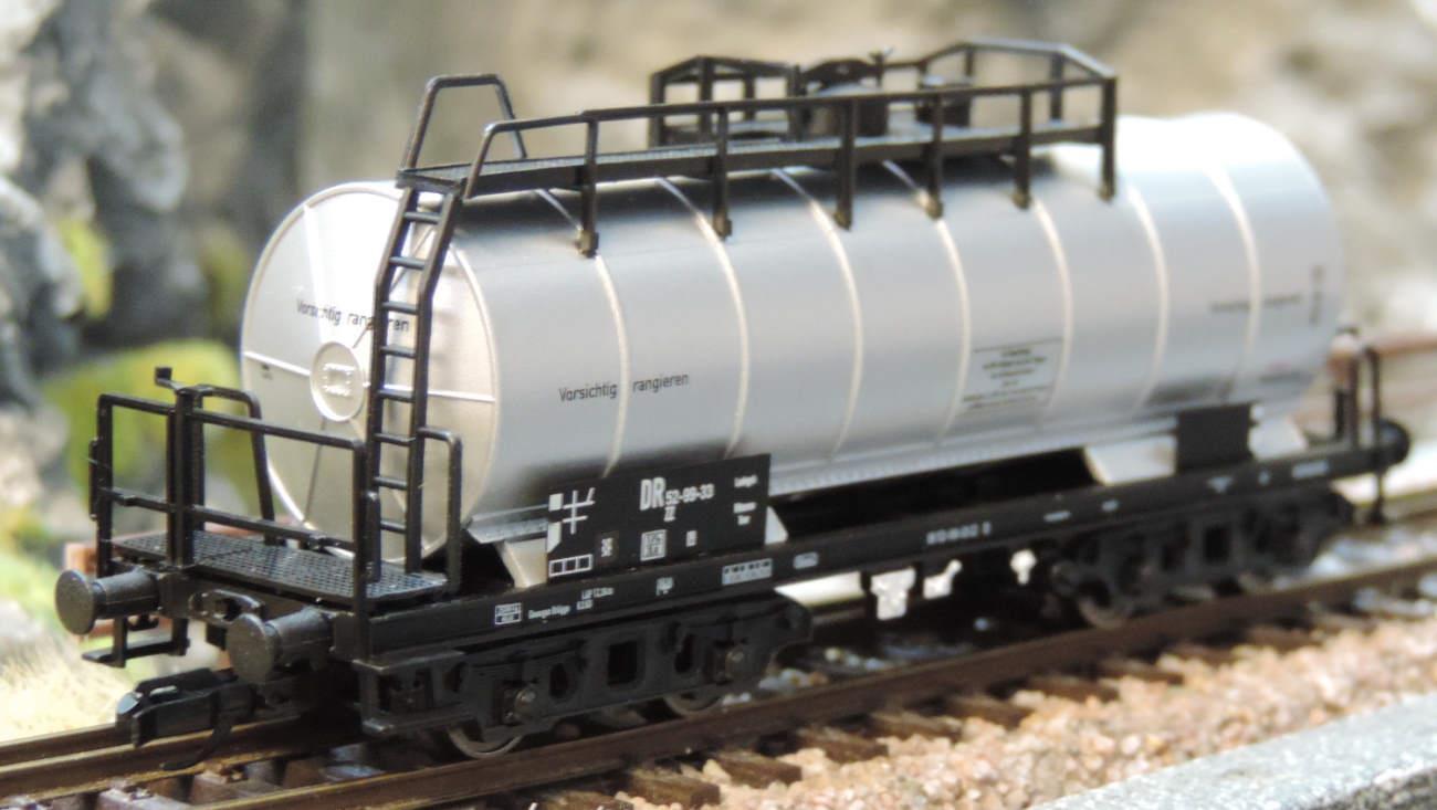 Tillig 17436 Kesselwagen ZZ der DR