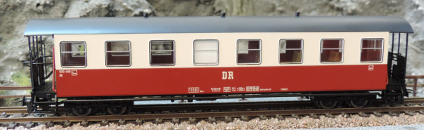 Tillig 13983 Personenwagen KB4i der DR, Epoche IV