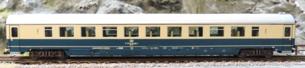 Tillig 16515 Reisezugwagen 2. Klasse Bpmz 291 der DB, Epoche IV