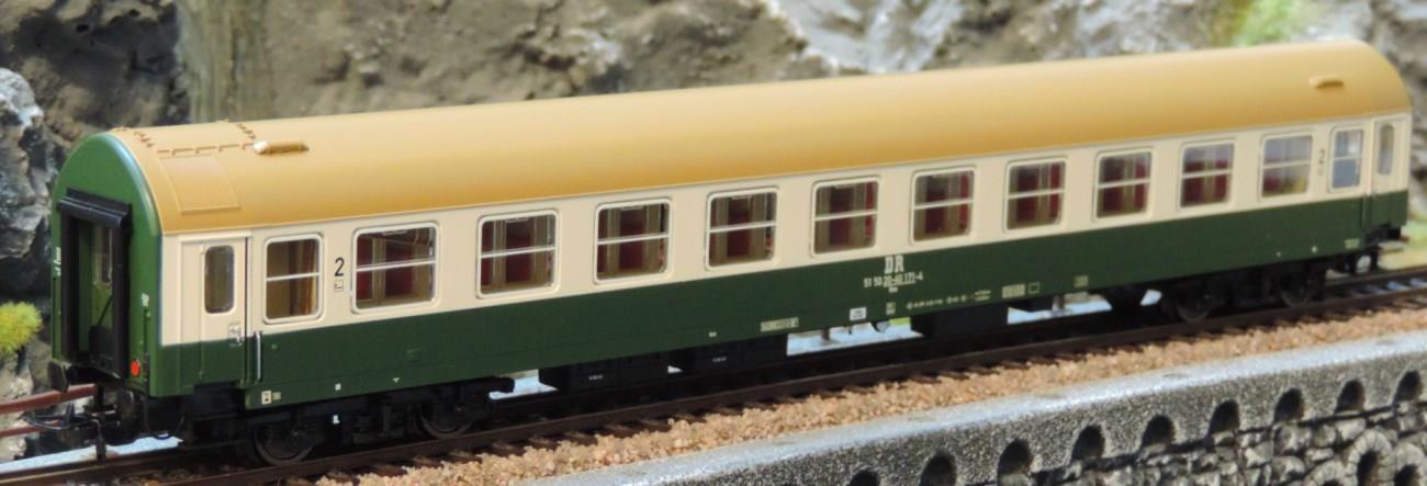 Tillig 74936 Reisezugwagen 2. Klasse Bm, Typ Y, der DR