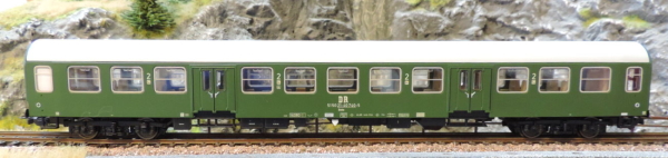 Tillig 74945 Reisezugwagen 2. Klasse Bmh, Bauart Halberstadt, der DR, Epoche IV