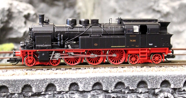 Tillig 04203 Dampflokomotive BR 78.0 „Ruhr-Schnellverkehr“ der DRG