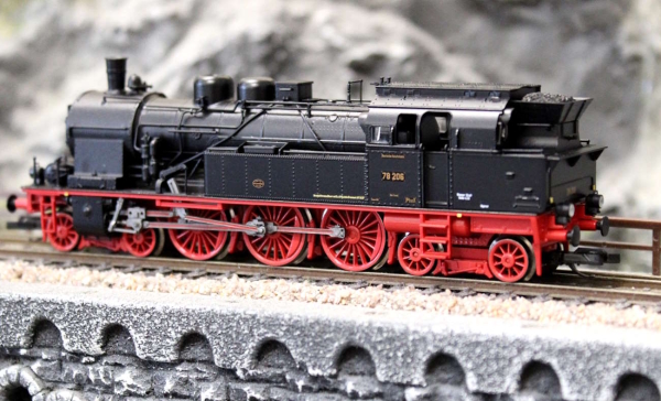 Tillig 04203 Dampflokomotive BR 78.0 „Ruhr-Schnellverkehr“ der DRG