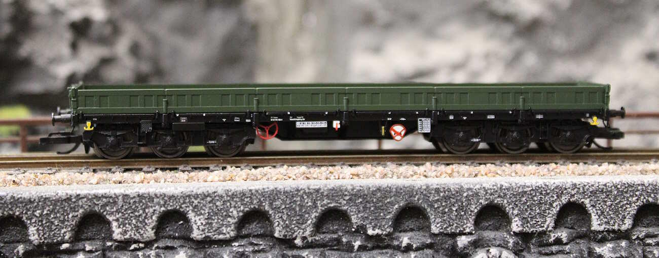 NPE Modellbau NW 52047 Bahndienstwagen Samms 4860 DR - grün