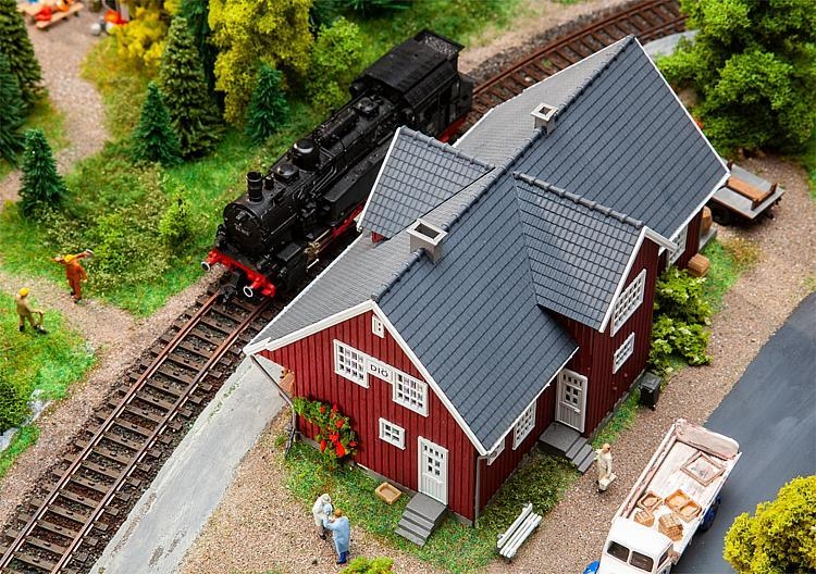 Faller 110160 Schwedischer Bahnhof