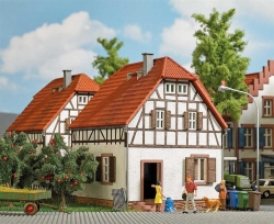 Busch 1672 Arbeiterhaus H0