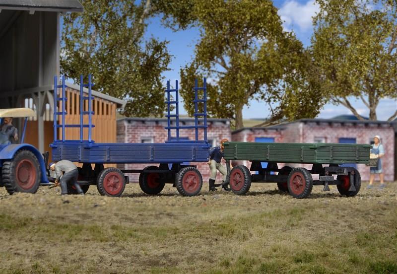 Kibri 15702 H0 FENDT Gummiradwagen, 2 Stück