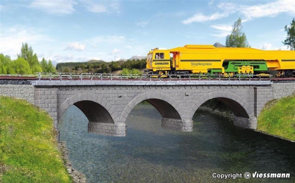 Kibri 39723 H0 Steinbogenbrücke mit Eisbrecherpfeilerngebogen, eingleisig