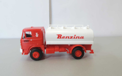 IGRA MODEL 66618006 Liaz Benzin Tankwagen