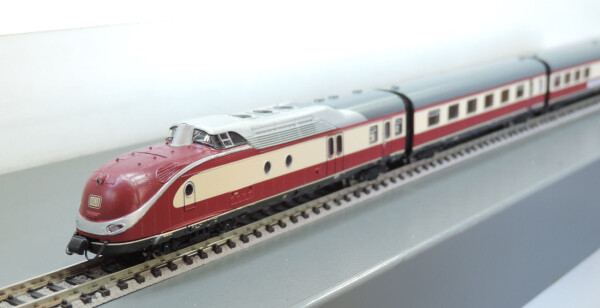Fleischmann 741005 4-teiliger Dieseltriebzug Baureihe 601 ?Alpen-See-Express?  DB