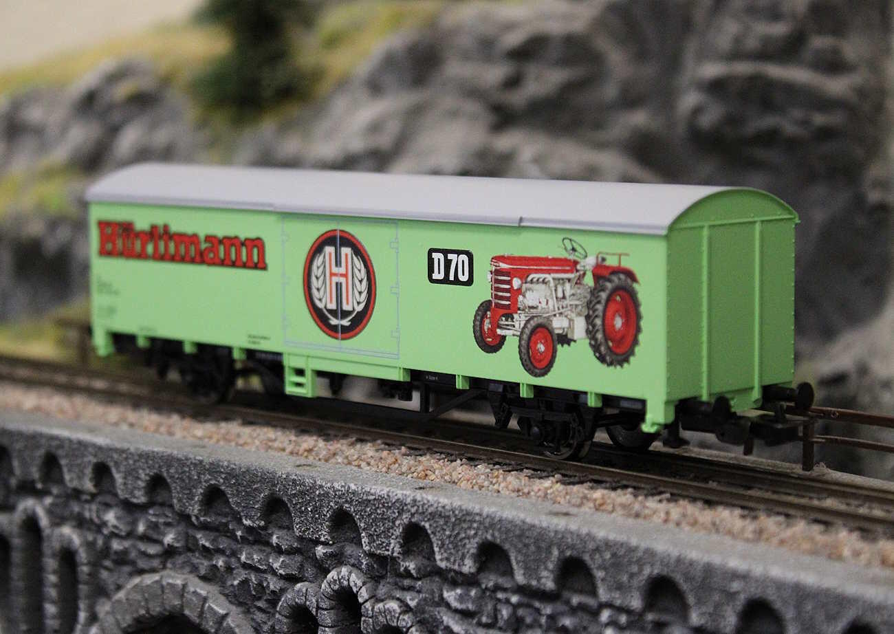 Piko 58799 Gedeckter Güterwagen "Hürlimann Traktoren" SBB VI