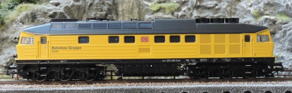 Roco 52468 Diesellokomotive 233 493 der Deutschen Bahn AG, Bahnbau Gruppe