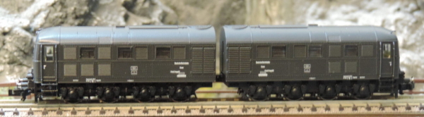 Fleischmann 725101 Dieselelektrische Doppellokomotive D311.01 der Deutschen Wehrmacht.