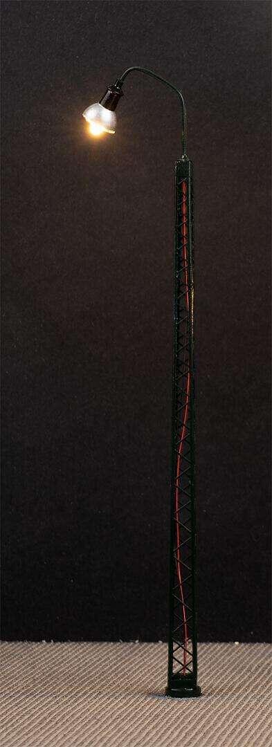 Faller 180109 LED-Gittermast-Bogenleuchte, kaltweiß, 3 Stück